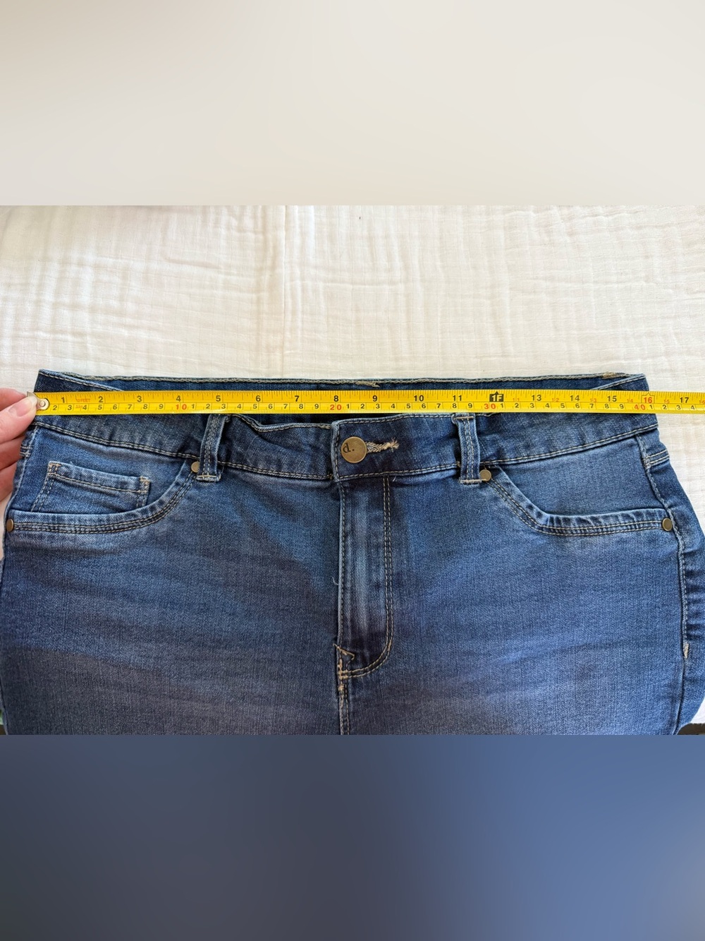 d. jeans Denim Bermuda Shorts Size 12 - Picture 5 of 7